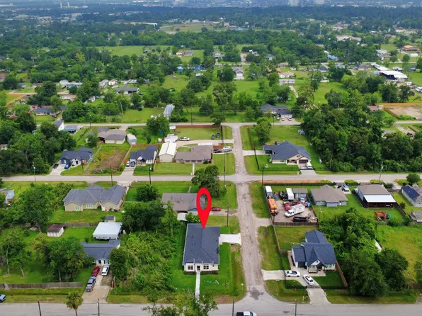 16747 Forest Trail Dr, Channelview, TX 77530