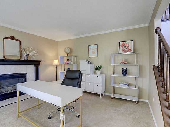5th image of 3678 Dahlia Way