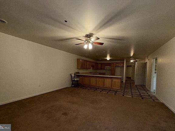 4th image of 756 Largo Dr