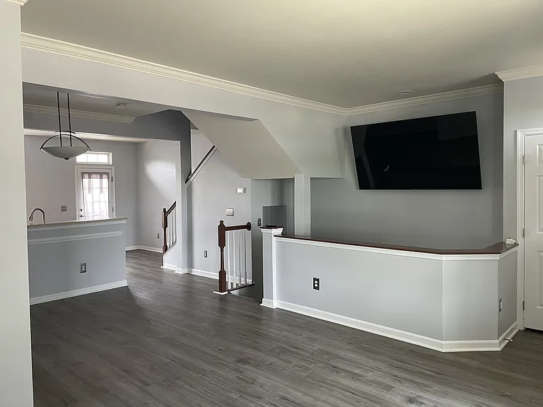 2068 Lockwood Dr #1 — Photo 3