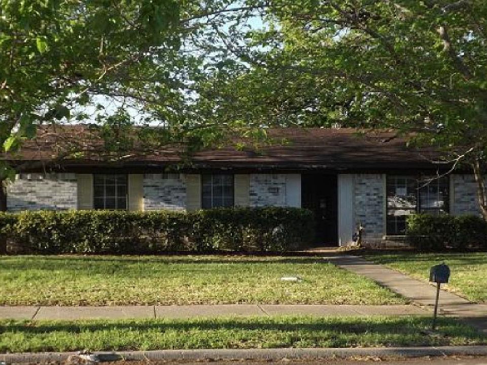 1st image of 12020 Squire Dr