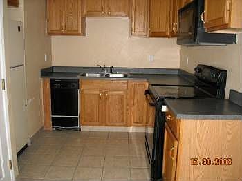 5th image of 472 Tanfield Ln