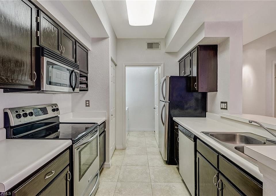 1st image of 4625 Saint Croix Ln APT 1114