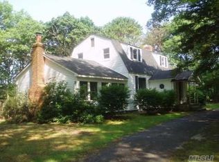 324 Halsey Manor Rd, Manorville, NY 11949