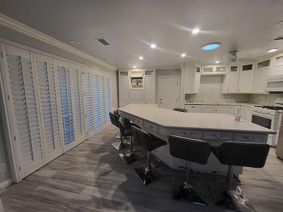 4th image of 6066 San Remo Way