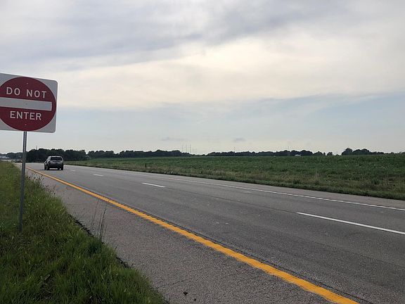 3rd image of 3456 S Farm Road 101