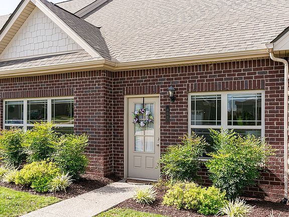 3rd image of 851 Arbon Vale Dr