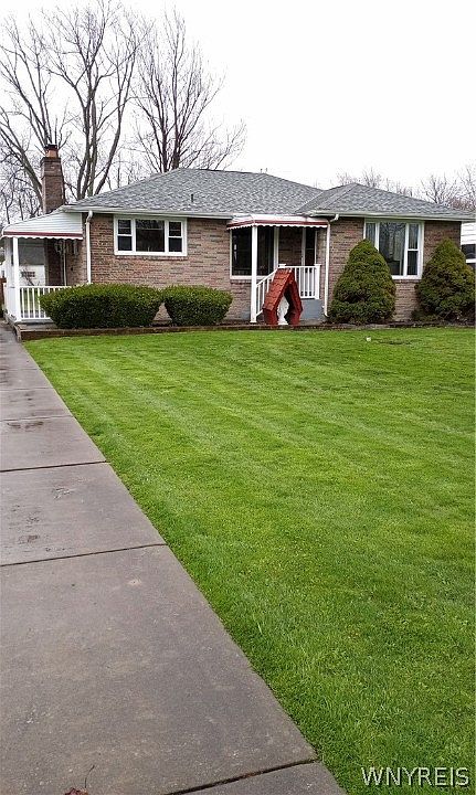 1st image of 256 Creekside Dr