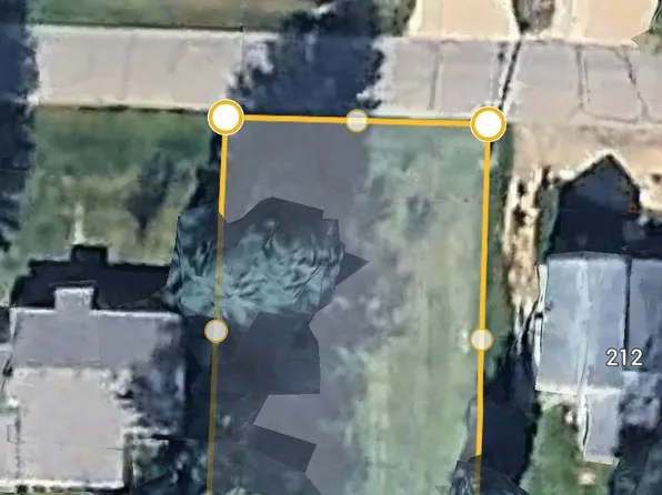 206 Emmett, Byron, MI 48418