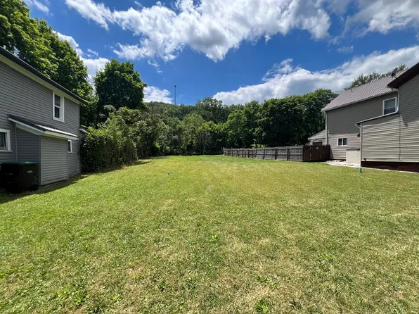 1411 Chestnut St, Franklin, PA 16323