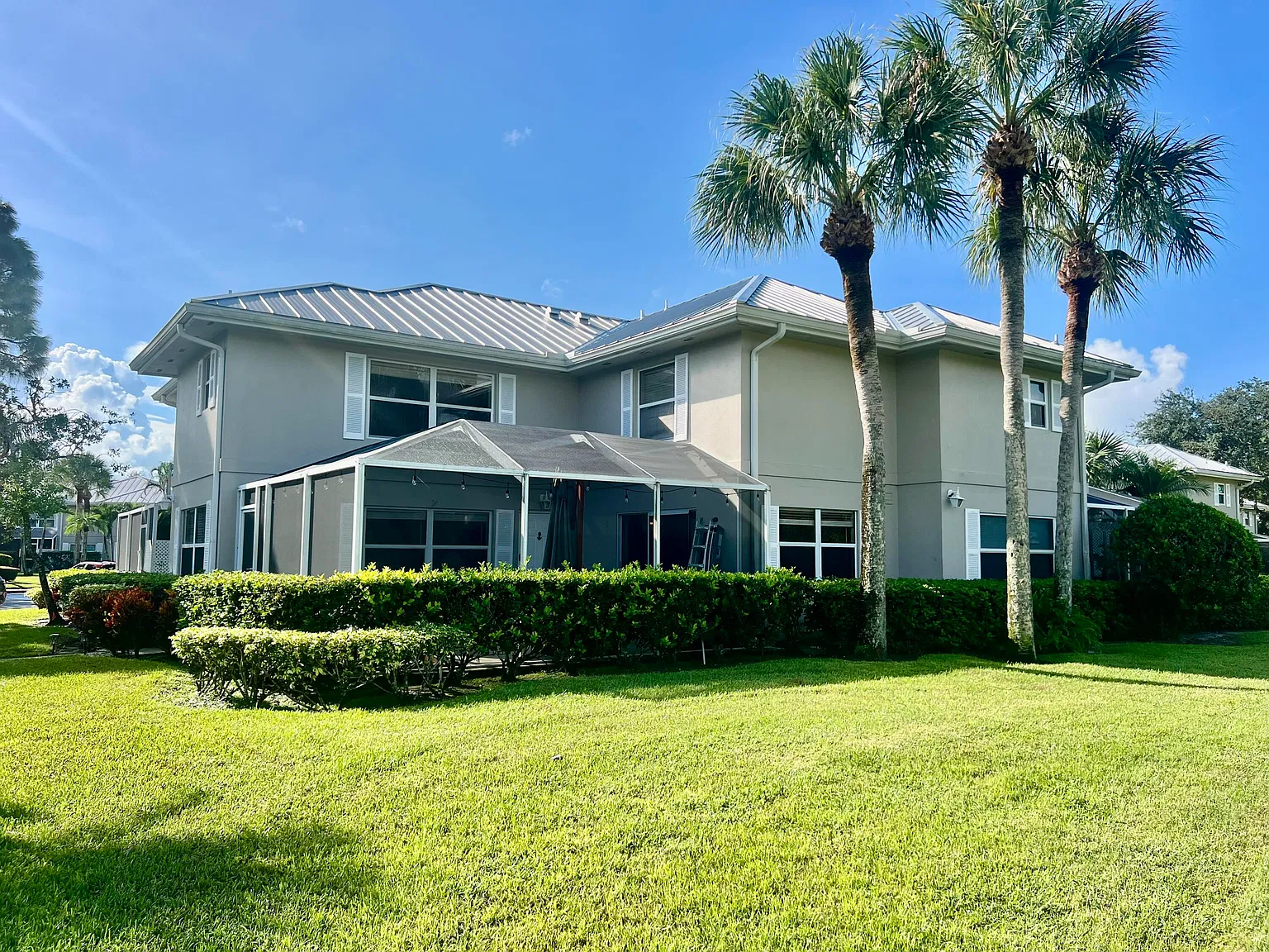 2 bed, 2.5 bath, 1374 sqft, $2,700 — Photo 1