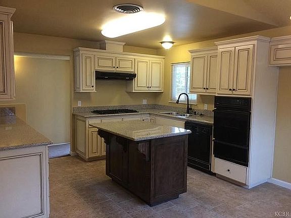 3rd image of 1213 W Togneri St