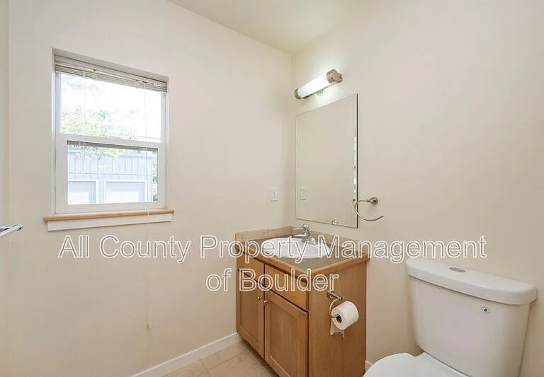 1345 Yellow Pine Ave — Photo 15