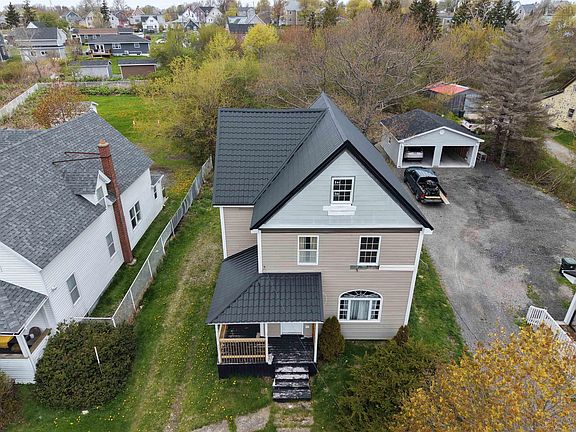 2nd image of 24 Reserve St