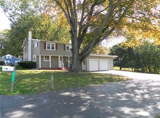 1797 Harris Rd, Penfield, NY 14526