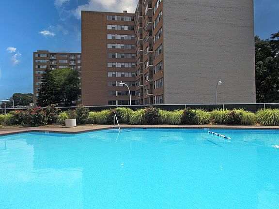 3rd image of 3701 Conshohocken Ave #2-209