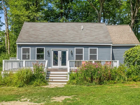 67 2nd St, Dracut, MA 01826