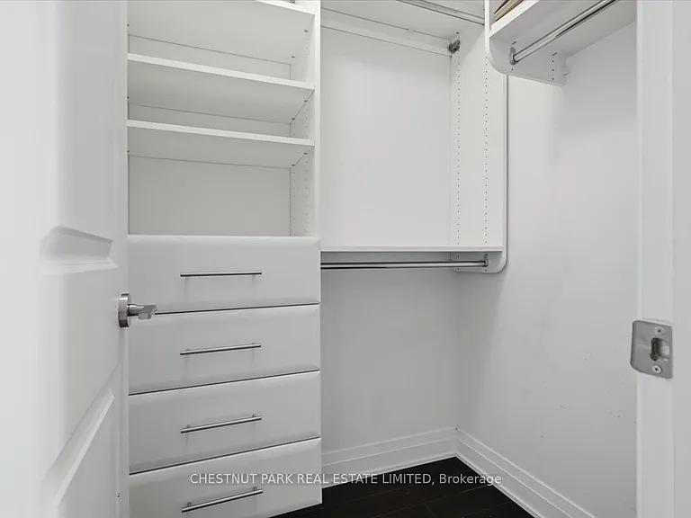 530 Saint Clair Ave W #1706 — Photo 18