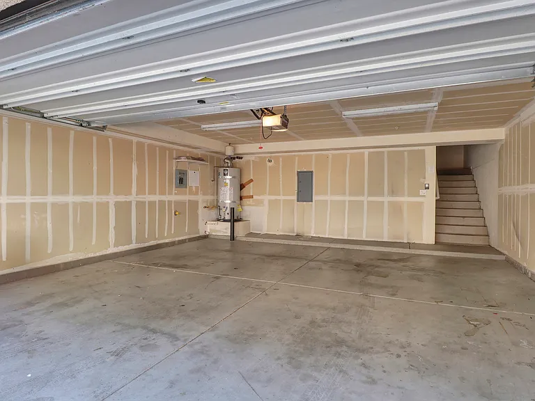 2 Car Garage