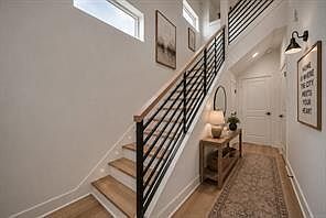 5th image of 3468 Bremond St