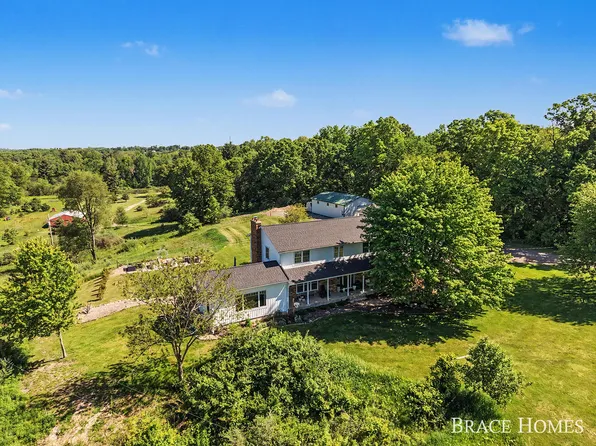5685 Eleven Mile Rd NE, Rockford, MI 49341