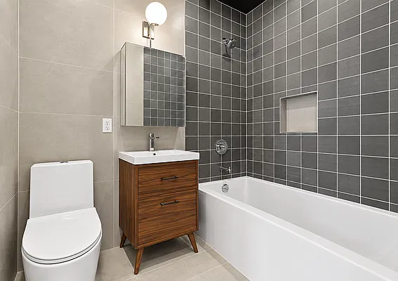 Bathroom, photo 1