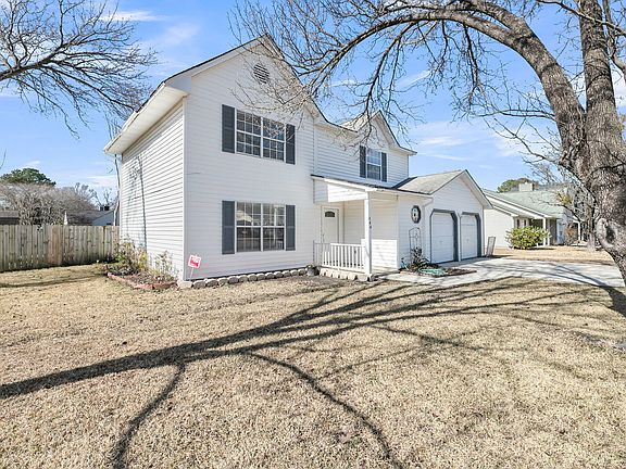 5th image of 844 N Aylesbury Rd