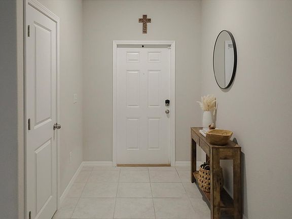 2nd image of 1595 Cassius St