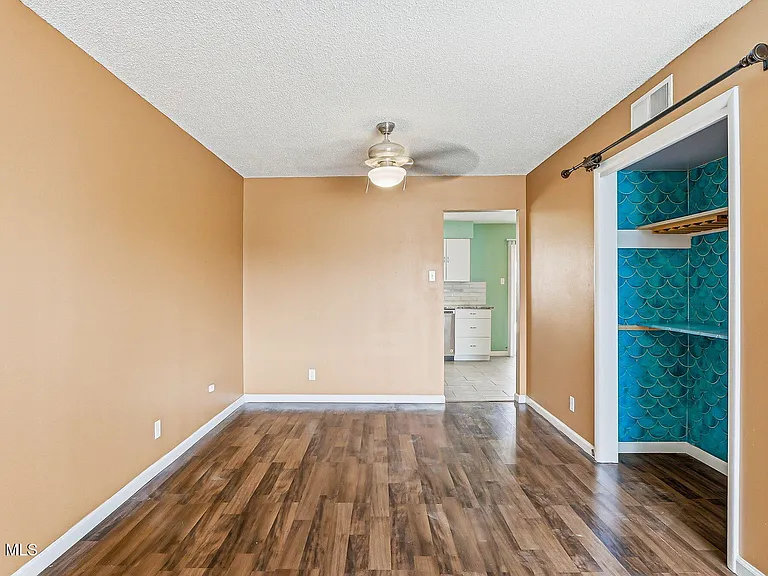 3020 Wedgewood Dr — Photo 8