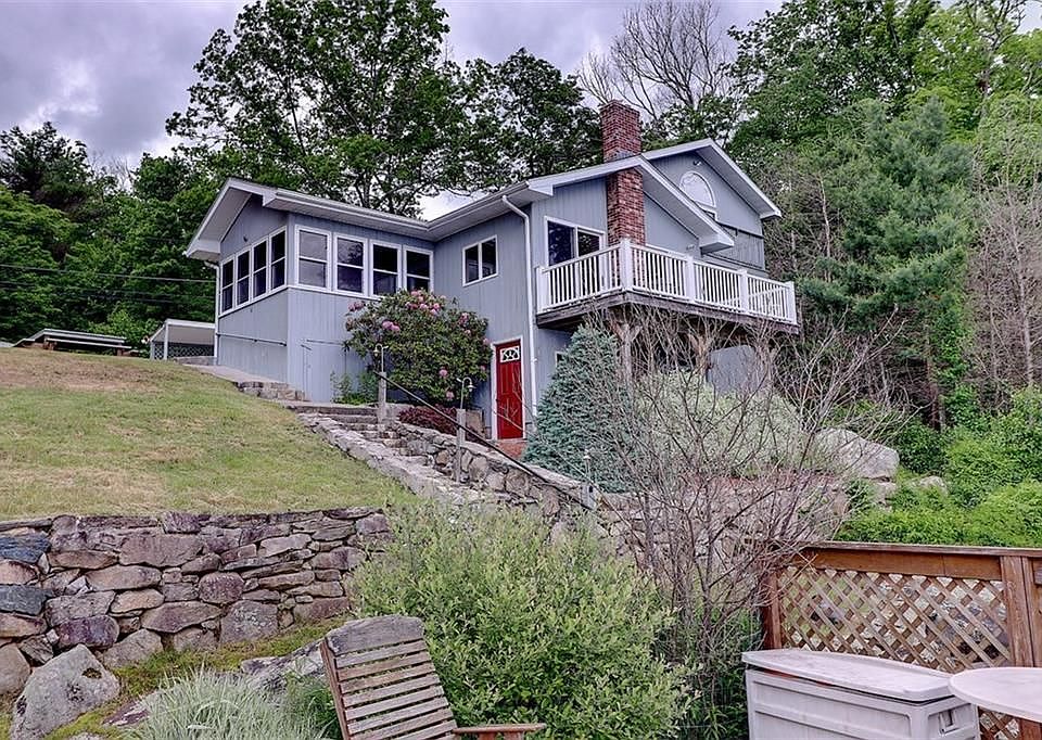 484 Court House Ln, Pascoag, RI 02859 Zillow