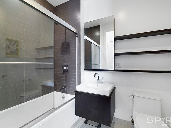 4th image of 727 Prospect Pl #1A