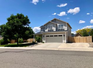 1380 Falstaff Ln, Gardnerville, NV 89410