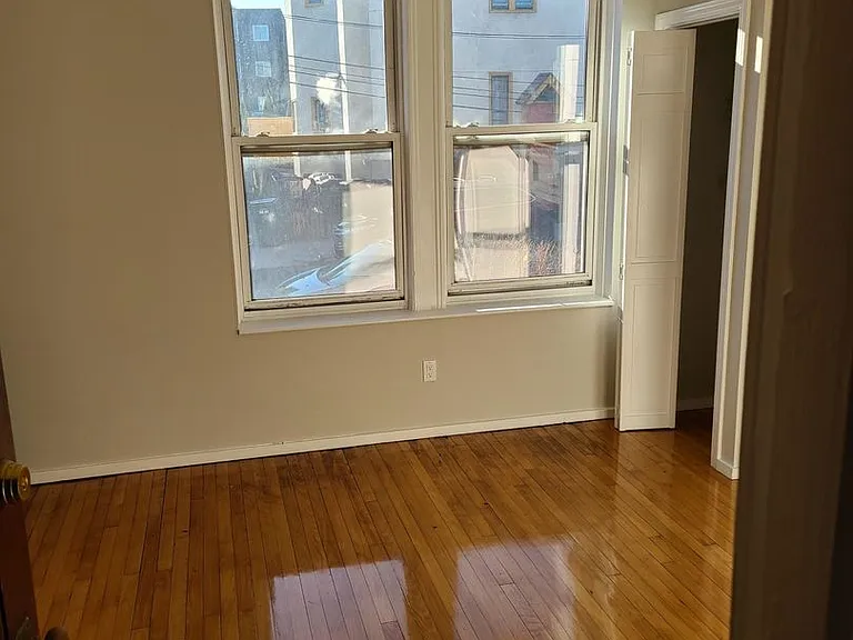 5 Farrington Ave #2B — Photo 5