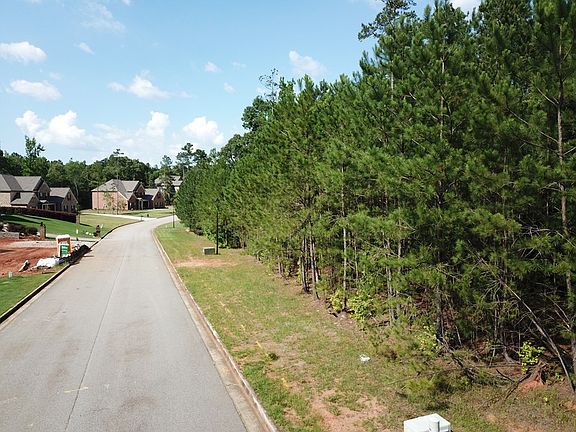 3rd image of 7310 River Walk Dr