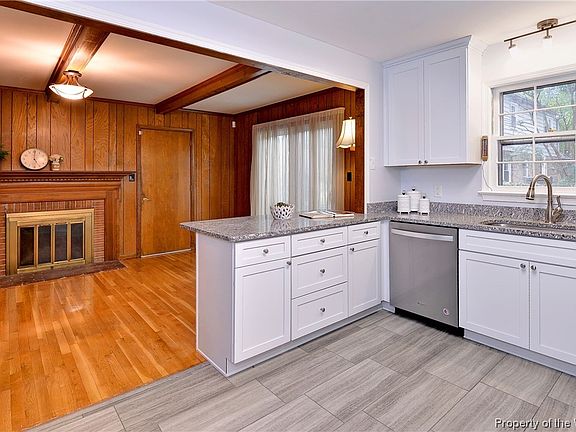 5th image of 144 Moline Dr