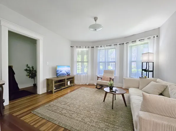 138 Mansfield St, New Haven, CT 06511