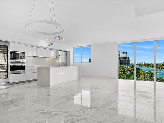 3rd image of 9521 E Bay Harbor Dr Unit 702