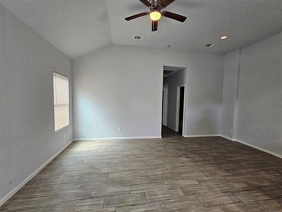 3rd image of 4503 Maggie St Unit B