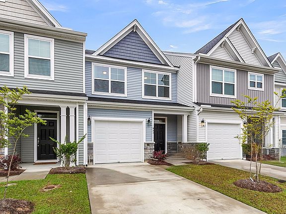 2nd image of 443 Duskywing Dr