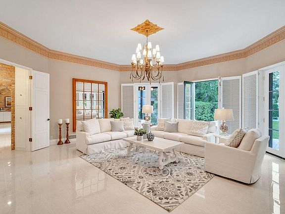 3rd image of 6540 E Miramar Dr