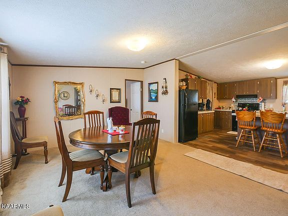 4th image of 191 Meadow Lawn Dr