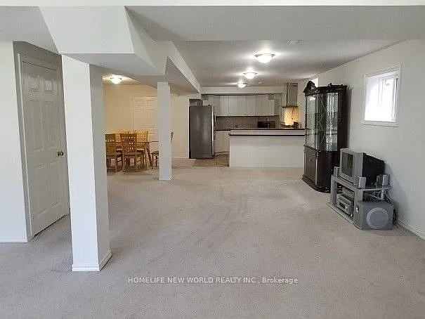 53 Brillinger St #WALKOUT BASEMENT — Photo 6