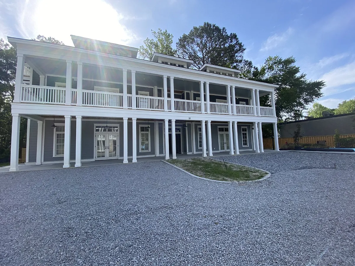 Building Photo - 10 Marianna Way #301