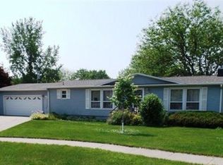 211 Marion Dr, Iowa Falls, IA 50126