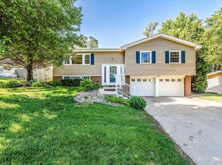 21 Virginia Hills Rd, Council Bluffs, IA 51503