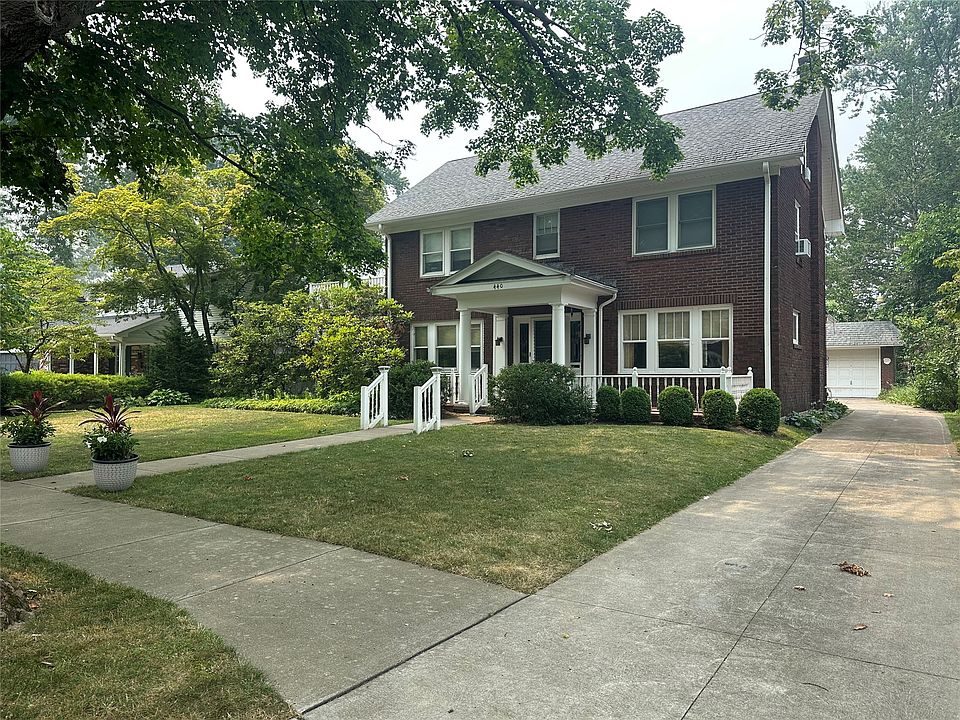 1st image of 440 Mohawk Dr