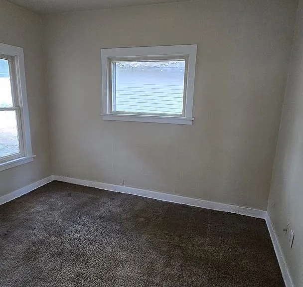817 E 8th Ave — Photo 5