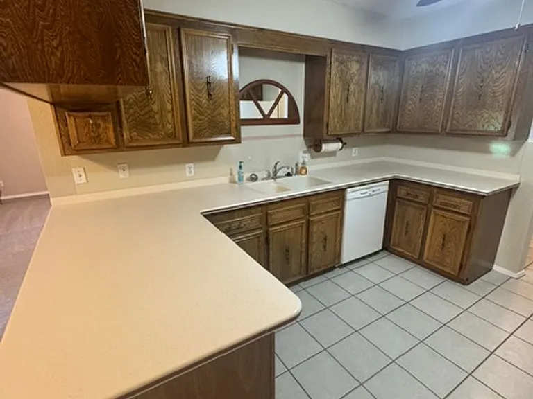 3134 Winterhawk Dr — Photo 7