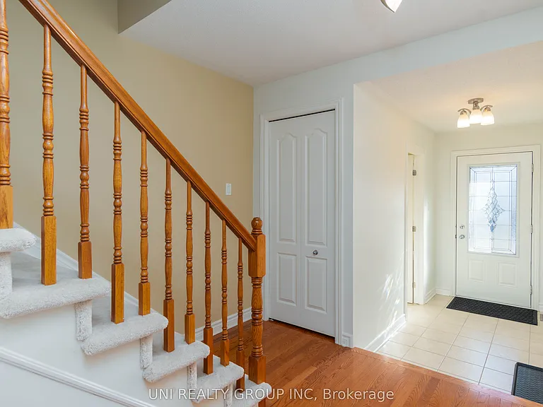 268 Tewsley Dr — Photo 3
