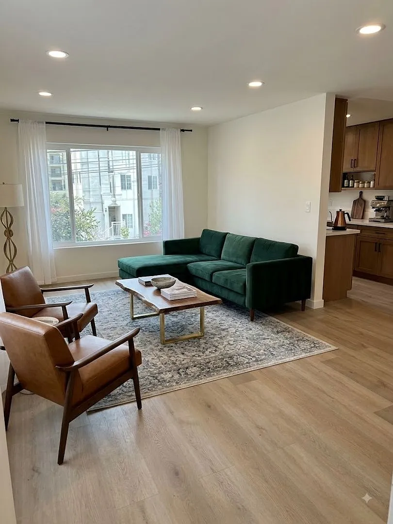 1421 S. Shenandoah — Photo 3